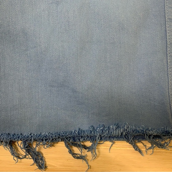 Judy Blue High RISE CONTROL TOP WIDE LEG CROP JEANS IN SKY BLUE - Picture 4 of 11